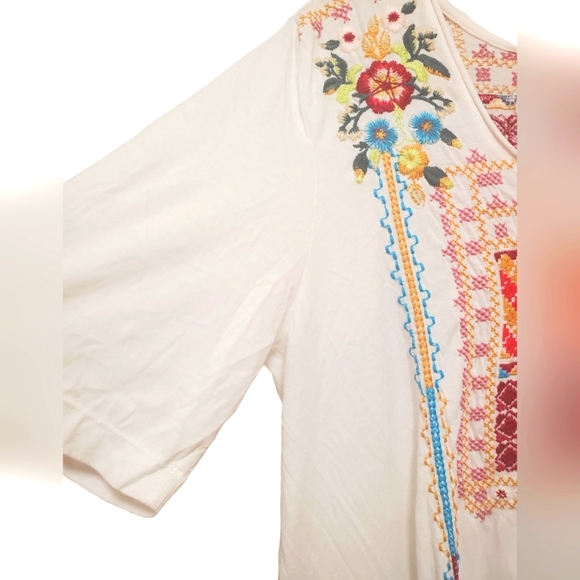 Johnny Was Tunic Style Top With lots of Beautiful Embroidery Size XL - Picture 7 of 10